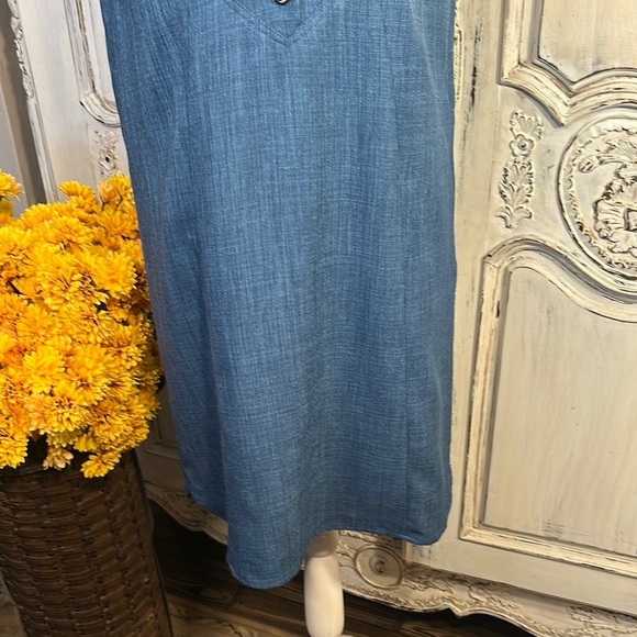 Tahari Sleeveless Linen Look Blue Button-Up Summer Dress - Picture 3 of 10